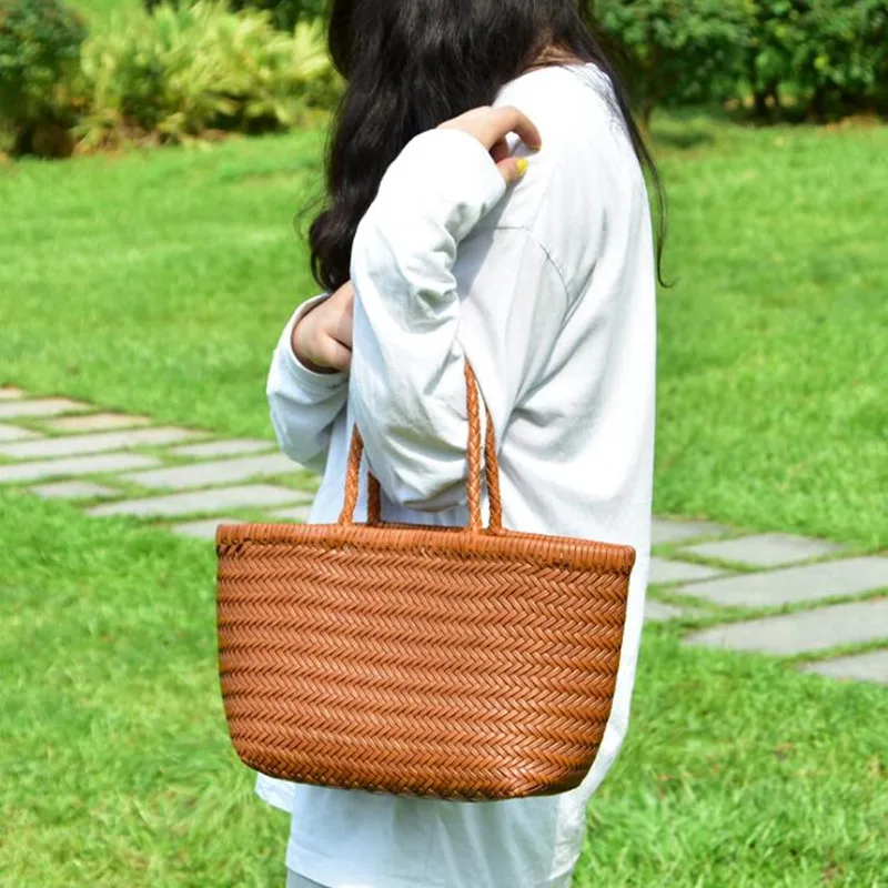 Women\'s Genuine Leather Woven vegetable basket Shoulder Bag with Casual Woven Inside Bag Vintage Shopping Bag Cowhide Tote Bag