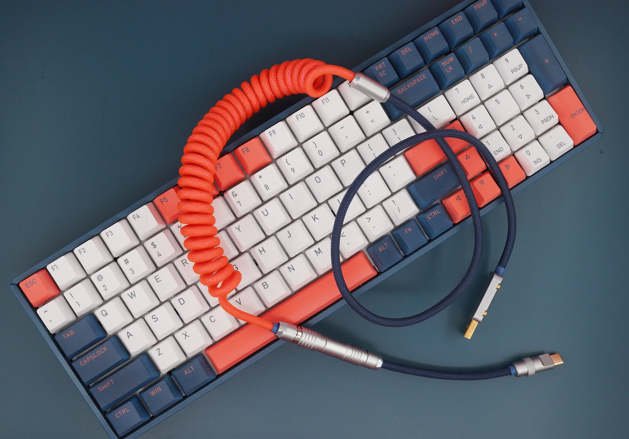 GeekCable Handmade Mechanical Keyboard Cable Theme Cable For IQUNIX F96 Coral Sea Colorway Line