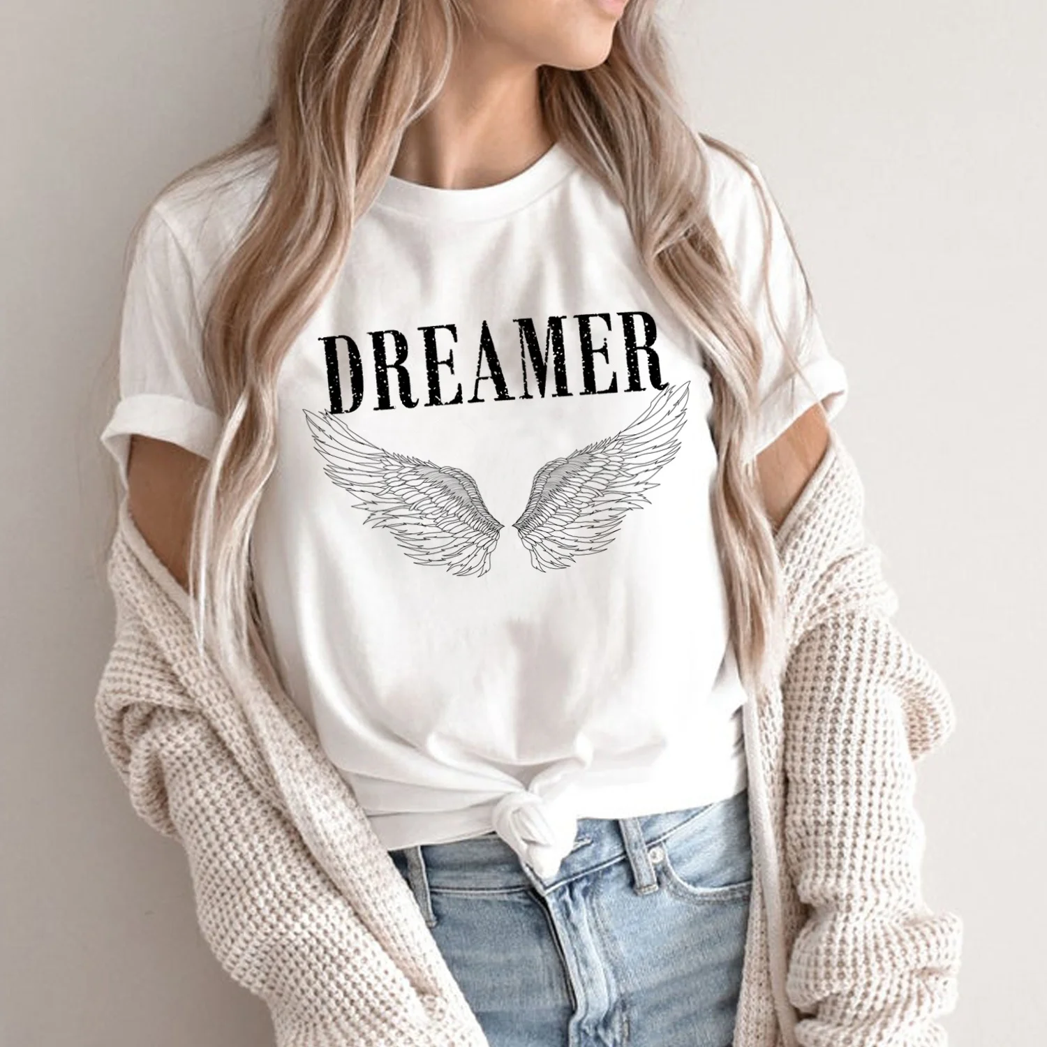 

Dreamer Angel Wings Print T-Shirt Women 70s Vintage Fashion Bobo Style Printed Tee Cute Aesthetic Hipsters Shirt Retro Tops