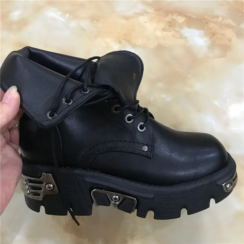 Punk Style Women Ankle Boots Black 6CM Platform Boot High Tops Boots Metal Decor Autumn Winter Botas Mujer