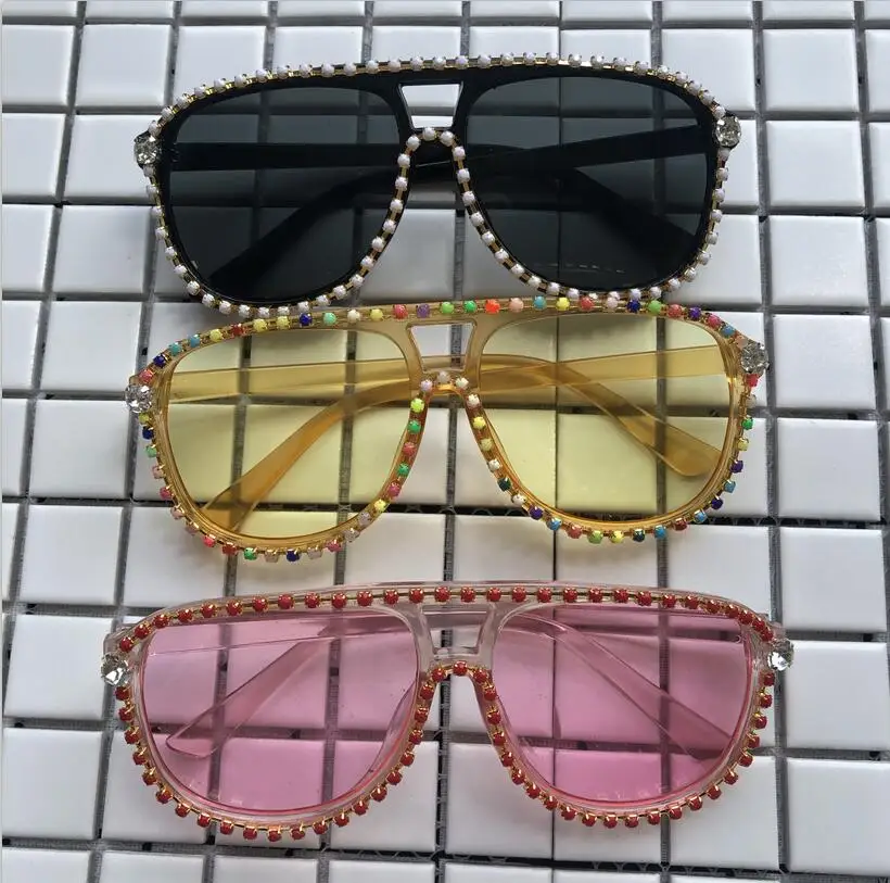 

Ladies sunglasses artificially made with colored beads decorative border sunglasses fashion retro cute young sunglasses UV400