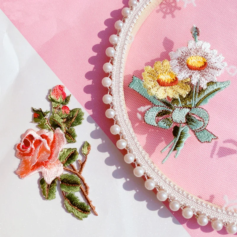 Flower Embroidery Stickers Ironing Patches For Clothing Parches Bordados Para La Ropa Thermoadhesive Patch Sewing Accessories