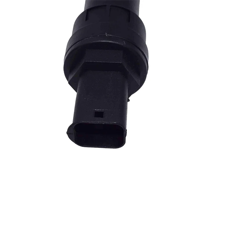 Speedo Sensor For Nissan Renault 19 21 Clio Espace Laguna Megane Trafic Vauxhall VivaroOpel 7700425250 7700414695 7700810043