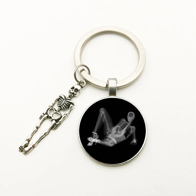 Fashion Creative Vintage Skeleton Pendant Key Chain X-ray Film Glass Convex Round Key Ring Cute Key Chain Handmade DIY Bag Charm