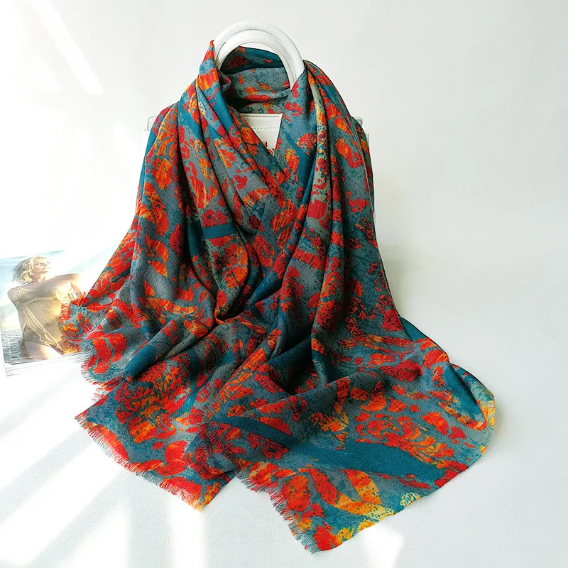 

100% Wool Scarf Women Classic Printed Square 170*170cm Shawl Elegant Scarves Neckerchief New Fashion