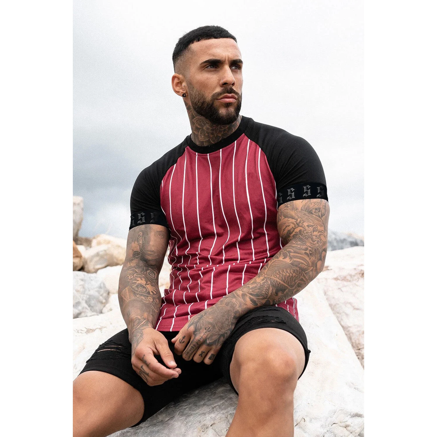 2021 new brand men\'s stylish cool T-shirt, men\'s casual style striped hip-hop short sleeve street element printed top, wholesale