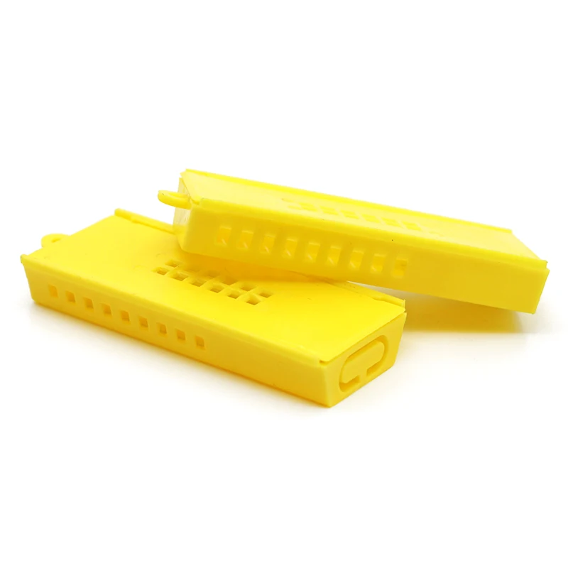 10 sztuk pszczelarstwo klatki transportowe plastikowe żółty król więzień królowa pszczoła Post Cell Catcher pokój klatki narzędzia wielofunkcyjne