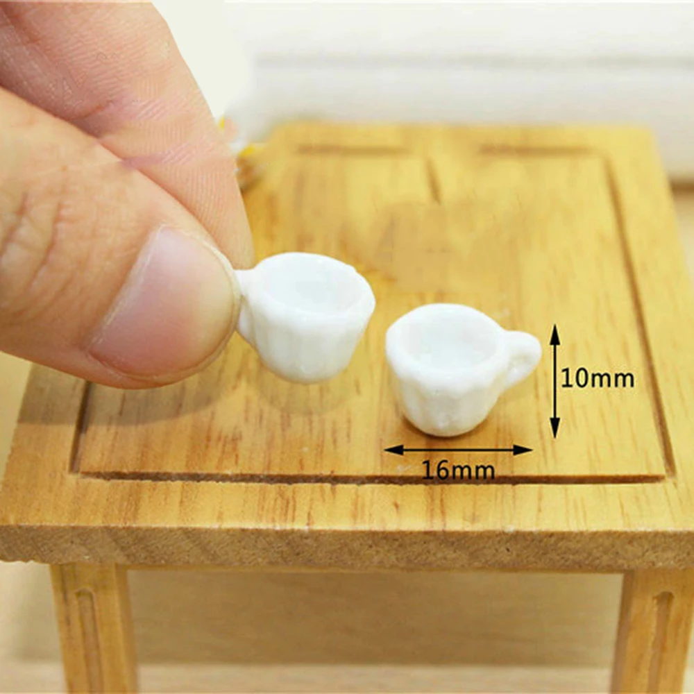 2Pcs 1/12 Dollhouse Miniature Accessories Mini Ceramic Mug Simulation Tea Cup Model for Doll House Home Decoration