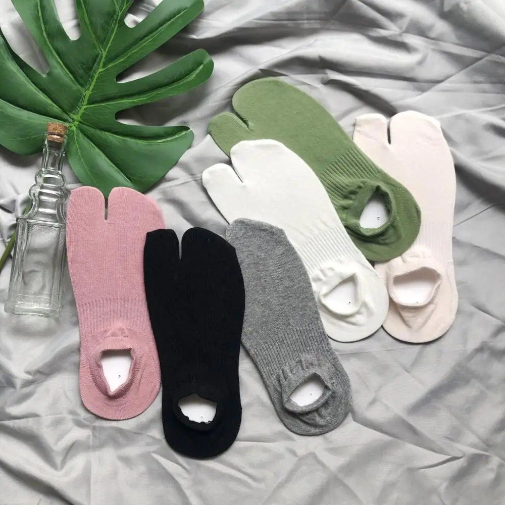 

Summer Combed Cotton Couple Tabi Socks Solid Comfortable Breathable Two Toe Socks Women Men Non-slip Invisible Low Cut Boat Sock