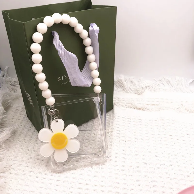 Pulseira de flor amarela para samsung galaxy z flip, caixa de telefone, miçangas de moda, corrente manual, bonito, claro, acrílico, diy, 3, flip 4, 5