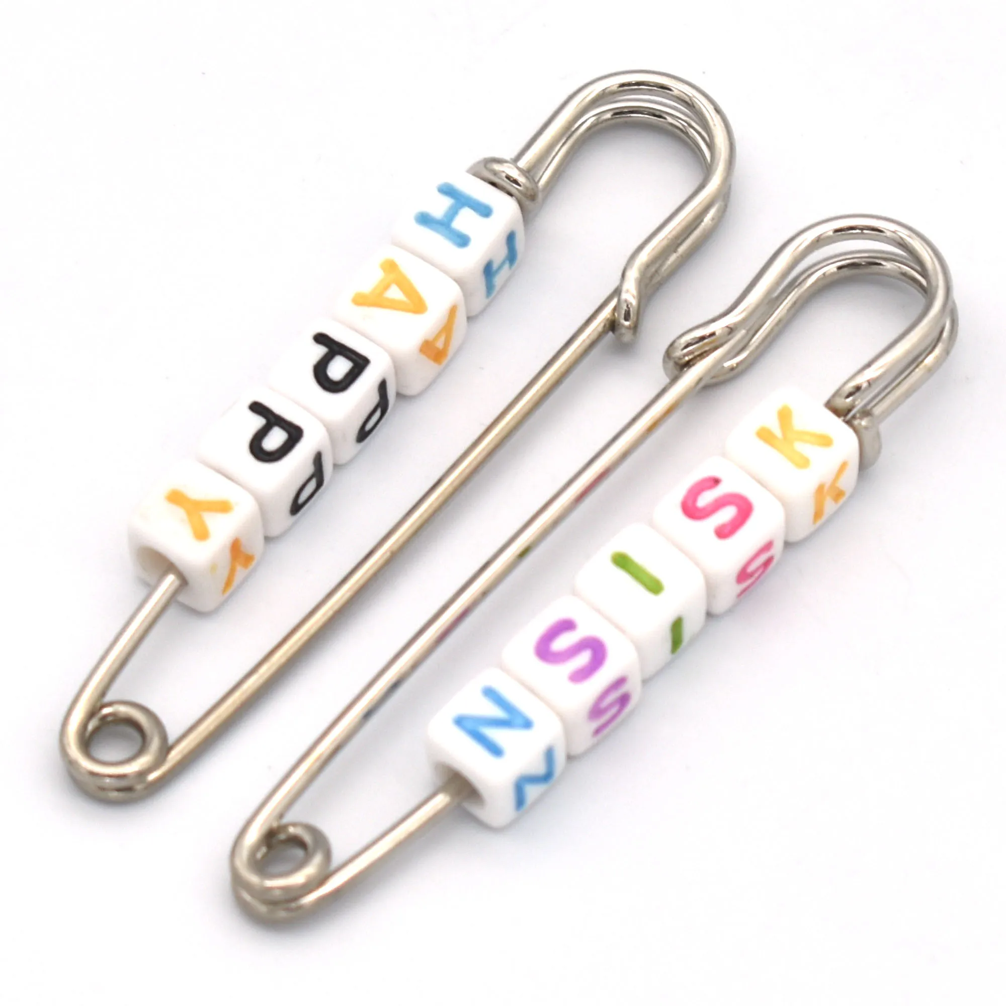 Silver Safety Pins Letters Block Brooch Decorative Charms Jewelry Kilt Knitted Fasteners Clothes Skirts 57mm Sent Randomly