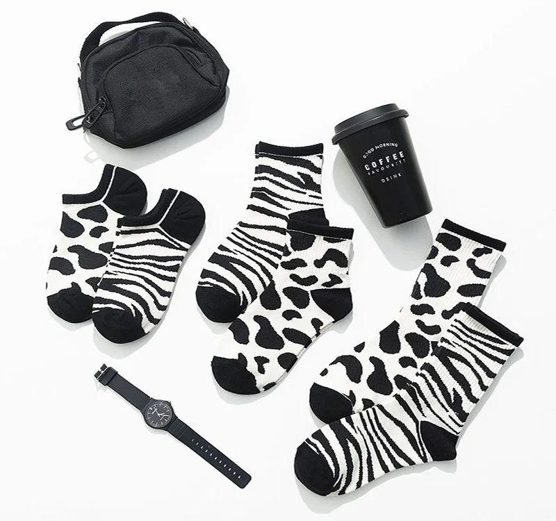 

Socks Women Zebra Stripe Pattern Black White Socks Striped Harajuku Hosiery Short Fashion Sock Cute Lovely Animal Fingers Sox