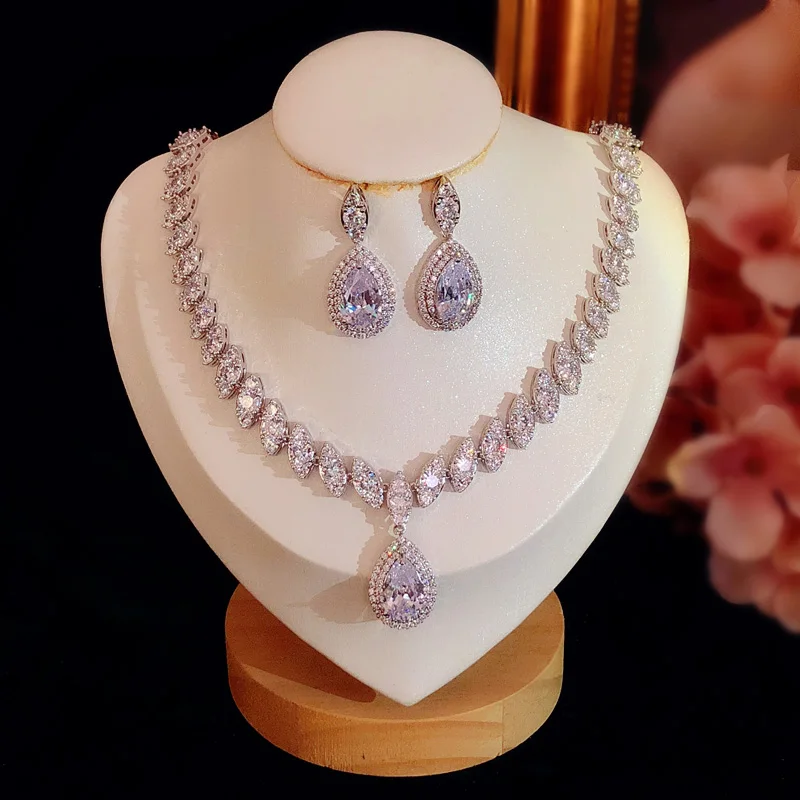 CC Trendy Necklace Earring Set Wedding Bijoux Engagement Fine Jewellery Crystal Choker Water Drop Shape Jewelry Sets S028