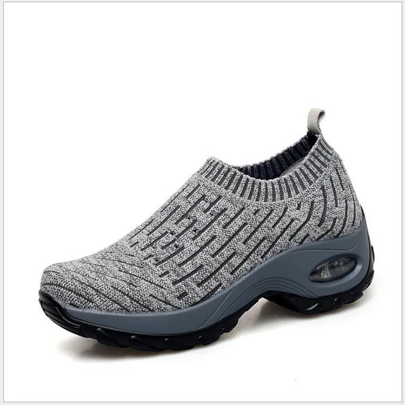 

2021 Women Running Walking Shoes Hot Spring New Mesh Breathable Mesh Casual Shoes Soft Platform Slip On Loafers Sock Sneakers