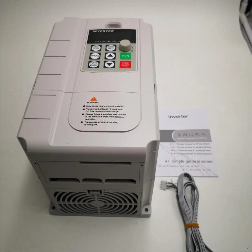 محول تردد سلسلة AT4، مدخل أحادي الطور 220 فولت، مخرج 380 فولت ثلاثي الطور، طاقة 4 كيلو وات/5.5 كيلو وات/7.5 كيلو وات #3