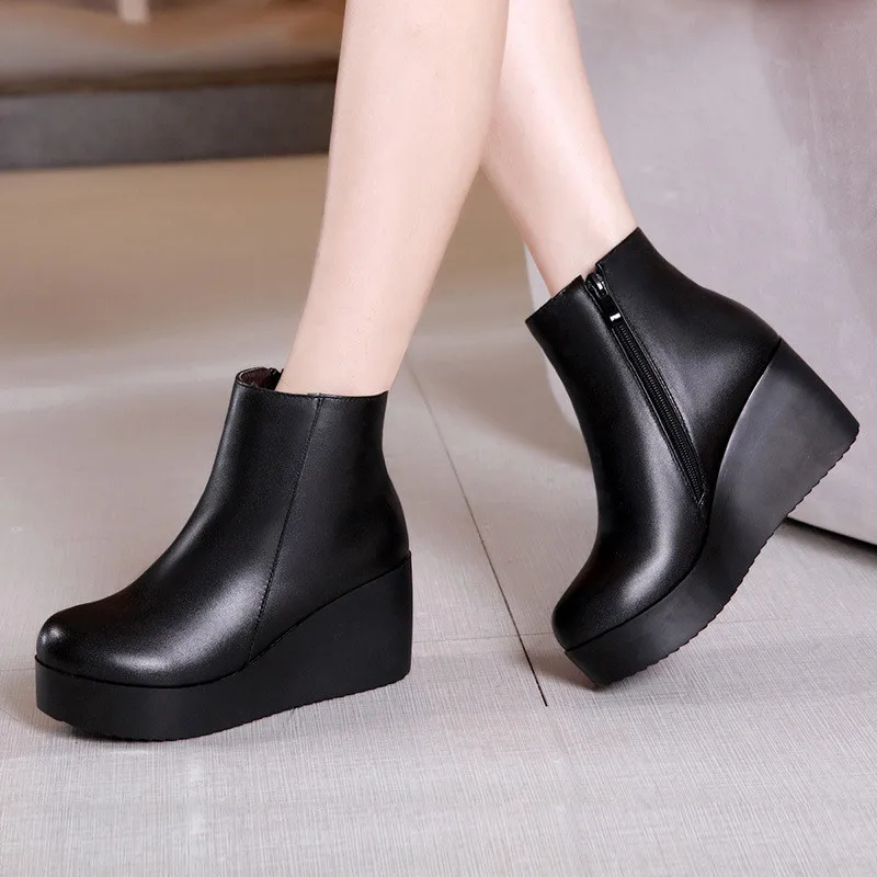 Big Size 43 Female Platform Wedges Boots Black Autumn Winter Ankle Boots For Women High Heels Ladies Leather Shoes Zipper Q0002