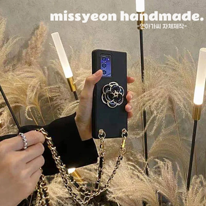 Luxury Fashion Korean Flower Long Metal Chain Crossbody Handbag Black Matte Case For Samsung Galaxy Z Fold 3 2 ZFold 4 5 Fundas