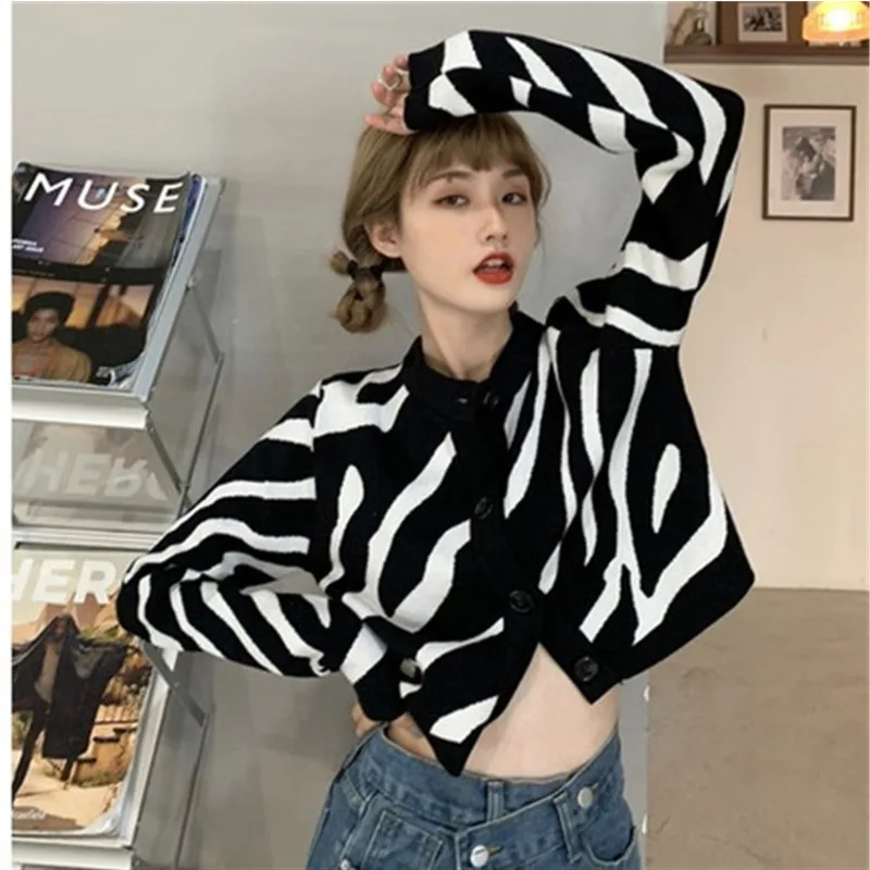 Fashion Zebra Stripes Knitted Cardigan Women Autumn 2022 New V-neck Single Breasted Long Sleeve Sweater Coat Female