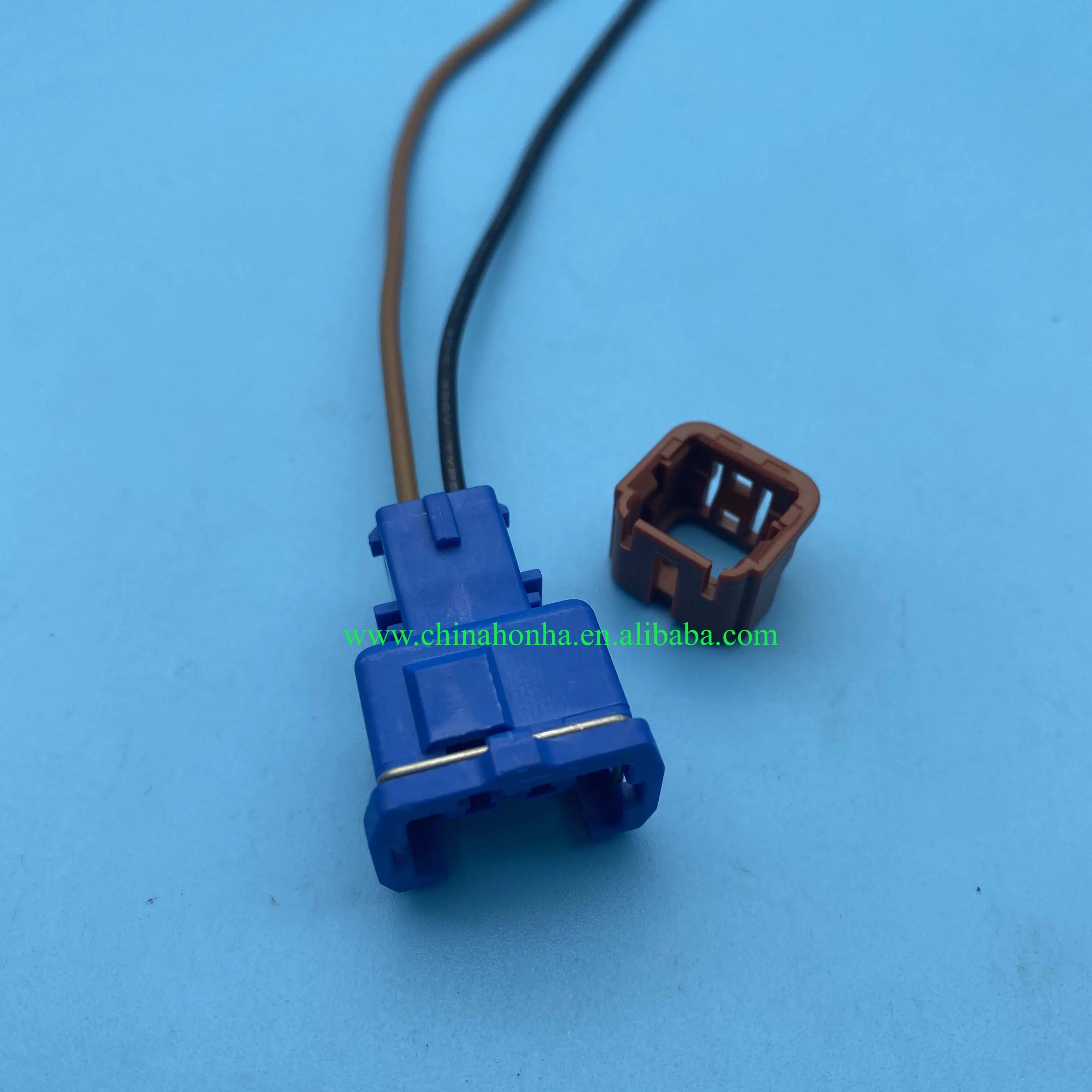 

2pin automotive electric housing plug plastic waterproof wiring cable connector Electrical Female (3.5mm) PB186-02326