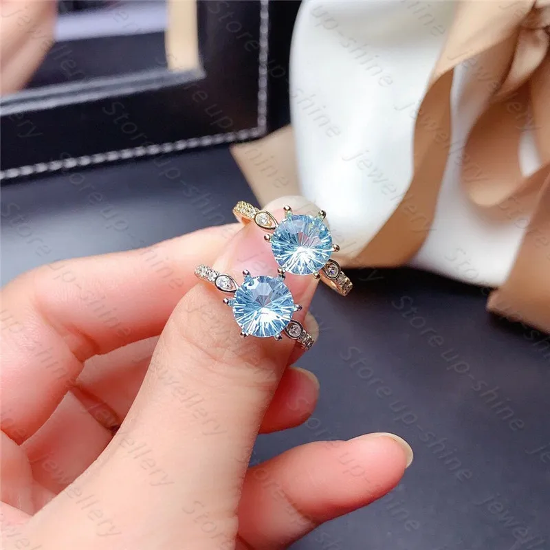 

Кольцо женское из серебра 925 пробы, с природным фейерверком