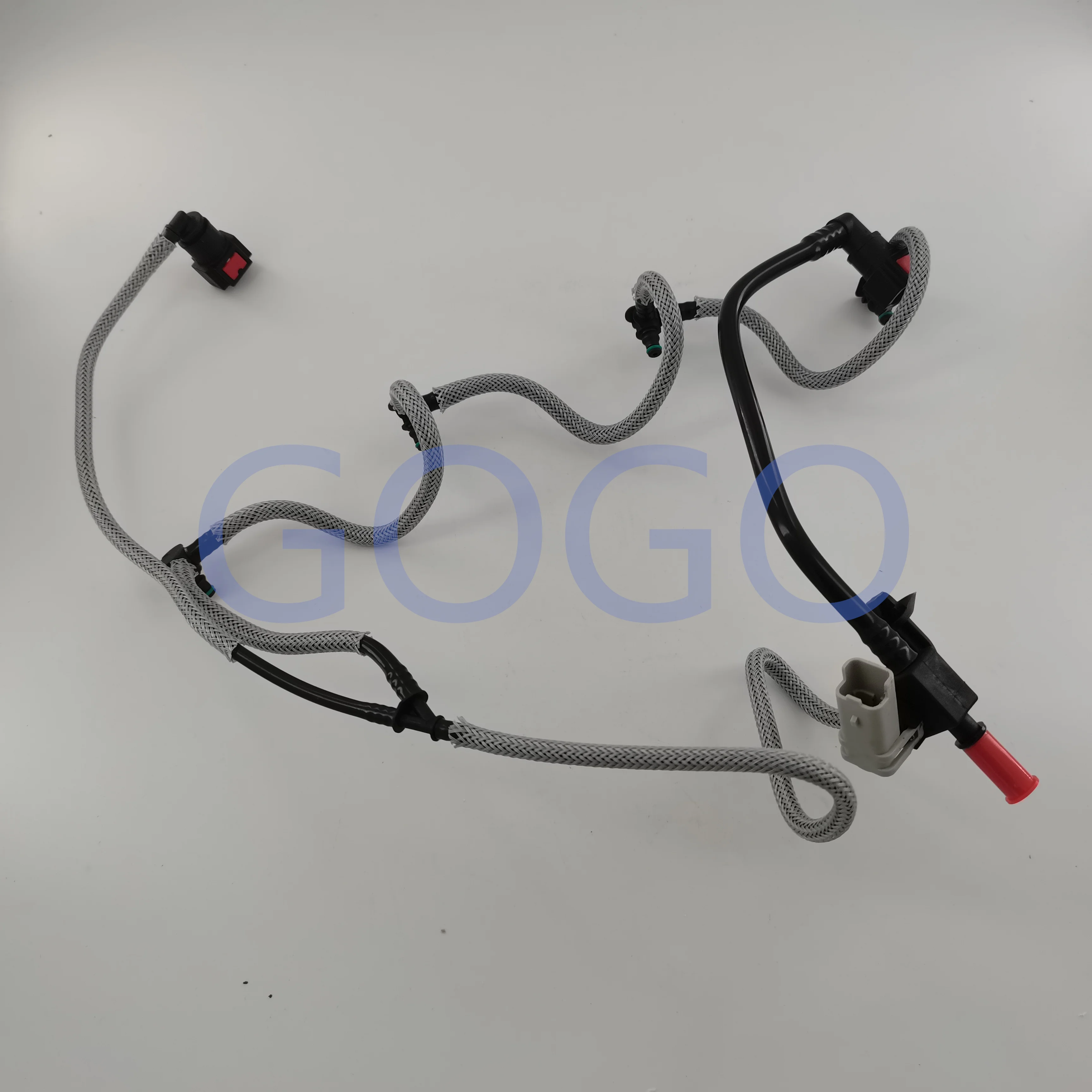 Reemplazo Preciso del Tubo de Combustible 93189199 para Opel Movano A, Vivaro A, Renault Avantime y Espace IV: Evaluación Técnica y Guía de Instalación