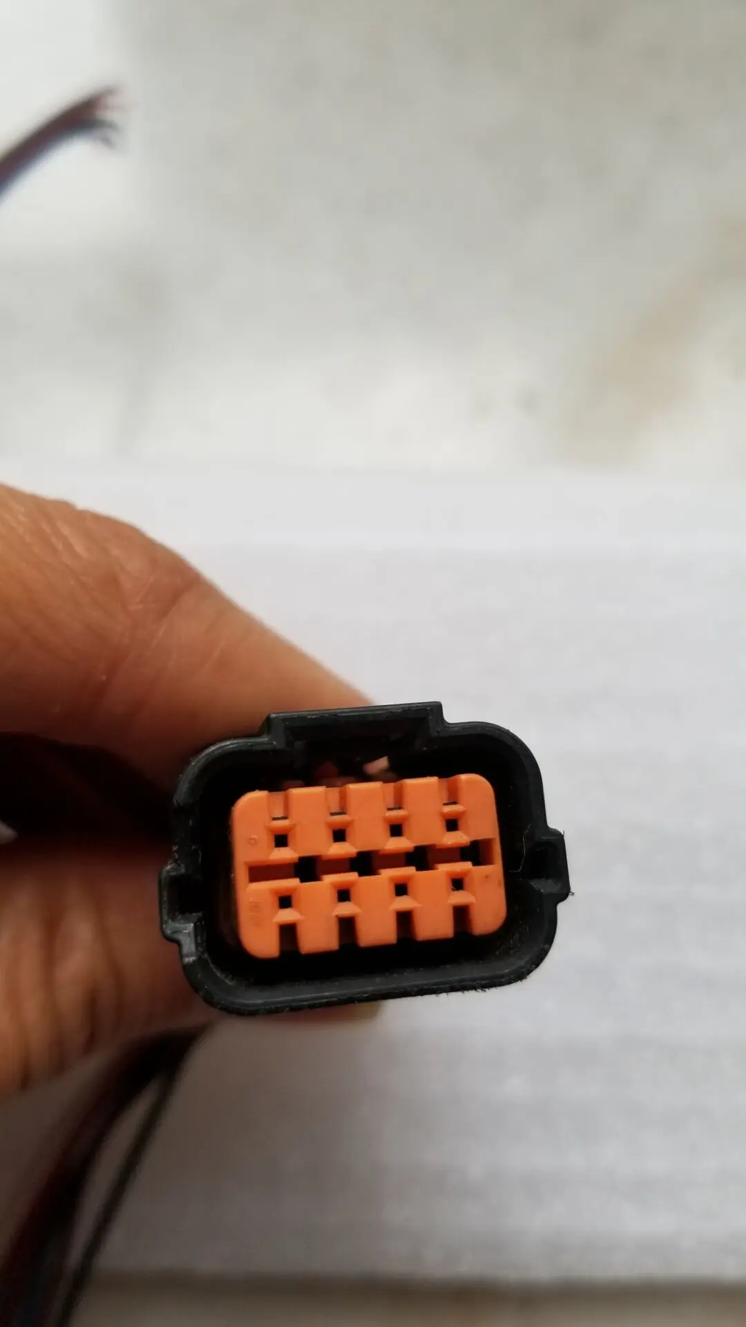 1pcs for car connector hyund airb bag crash sensor connector   USED