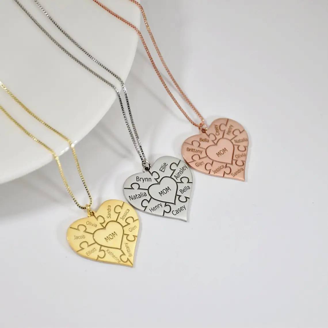 

Personalized Name Heart Puzzle Necklace Custom Stainless Steel Necklaces Family Engraved Name Pendant Jewelry Gift For Women