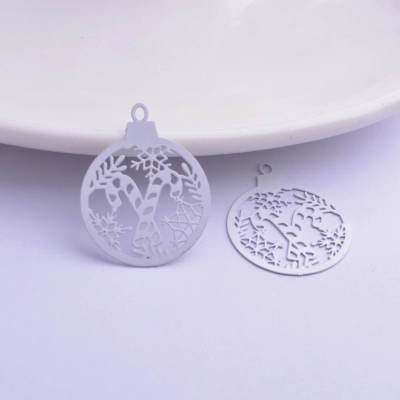 50 Stück AC11707 20*24mm Runde Weihnachtszuckerstangen-Anhänger DIY Weihnachtsschmuck Ohrringe Dekoration – Detail 3