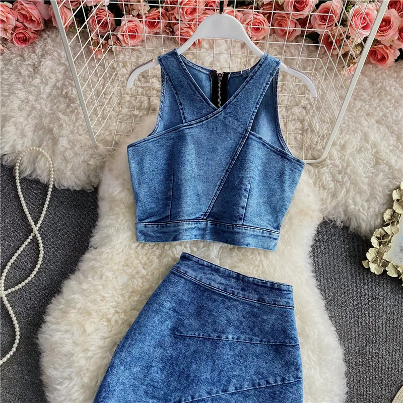 Elegant Women\'s Denim Suits Summer Sleeveless Short Vest And High Waist Irregular Slit Mid Length Skirts 2pcs