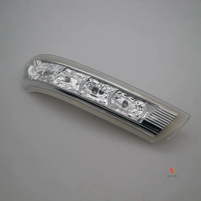 

Genuine Outer Rearview Side Mirror Turn Signal LED Repeater Lamp right Left for hyundai Santafe Veracruz ix55 2007-2012