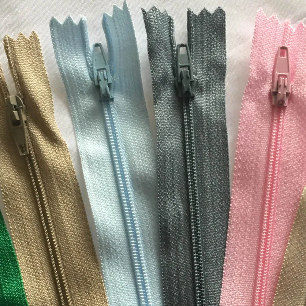 20pcs lot 3# Long Plastic Sewing Zipper Zip 12 15 20 25 30 35 40 45 50 55 60 cm DIY Nylon Coil Zippers Zips For Sewing Clothes