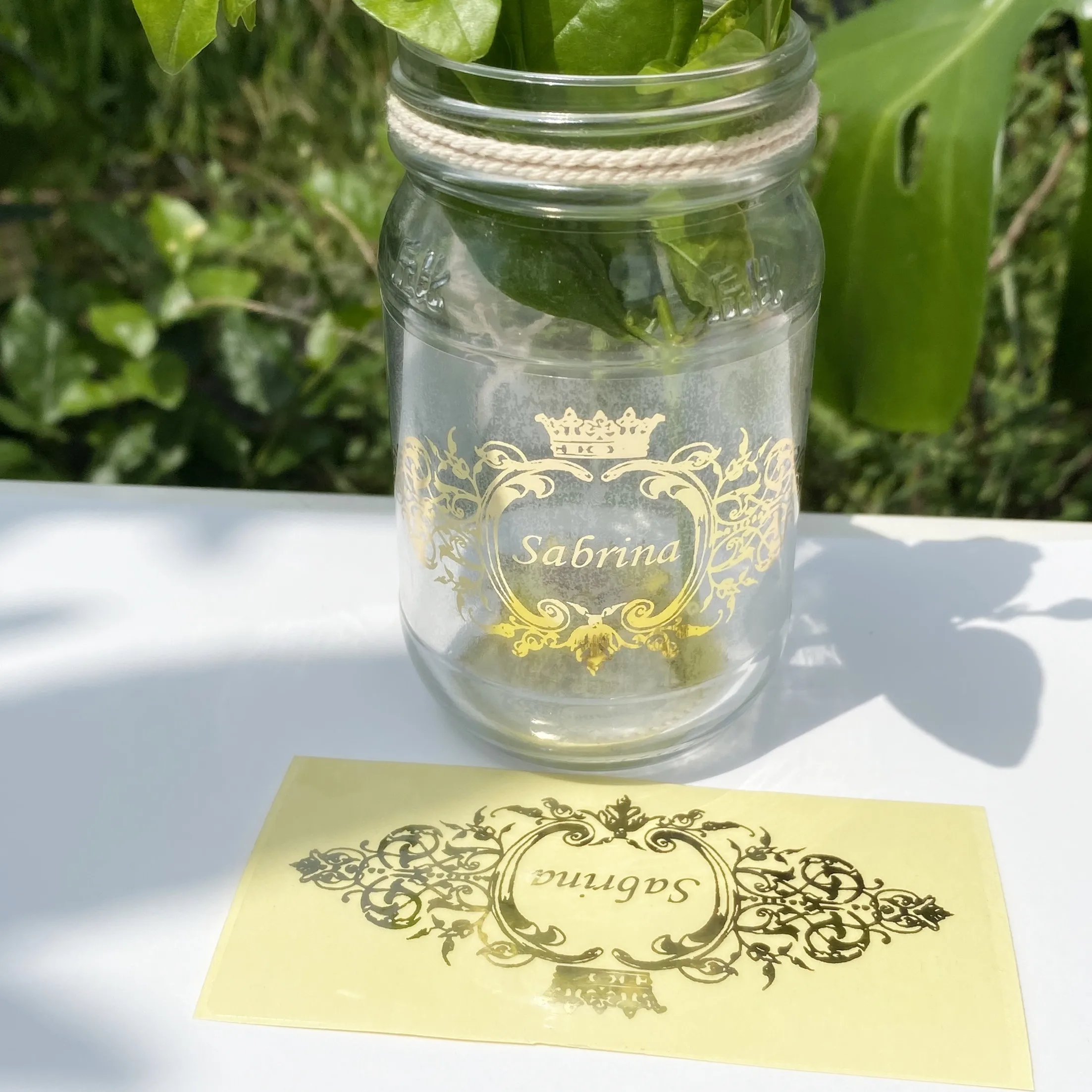 30 pieces 5cm glass bottle stickers Personalized wedding Jar sticker custom Crown Vintage Royal gift favor labels