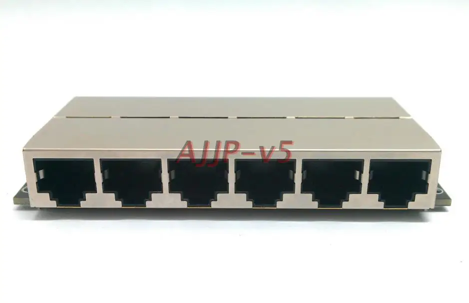 Rj45 شبكة كابل مستقيم من خلال موصل شبكة مهايئ منفذ مجلس 6-way شبكة كابل متعدد طريقة لرسو السفن