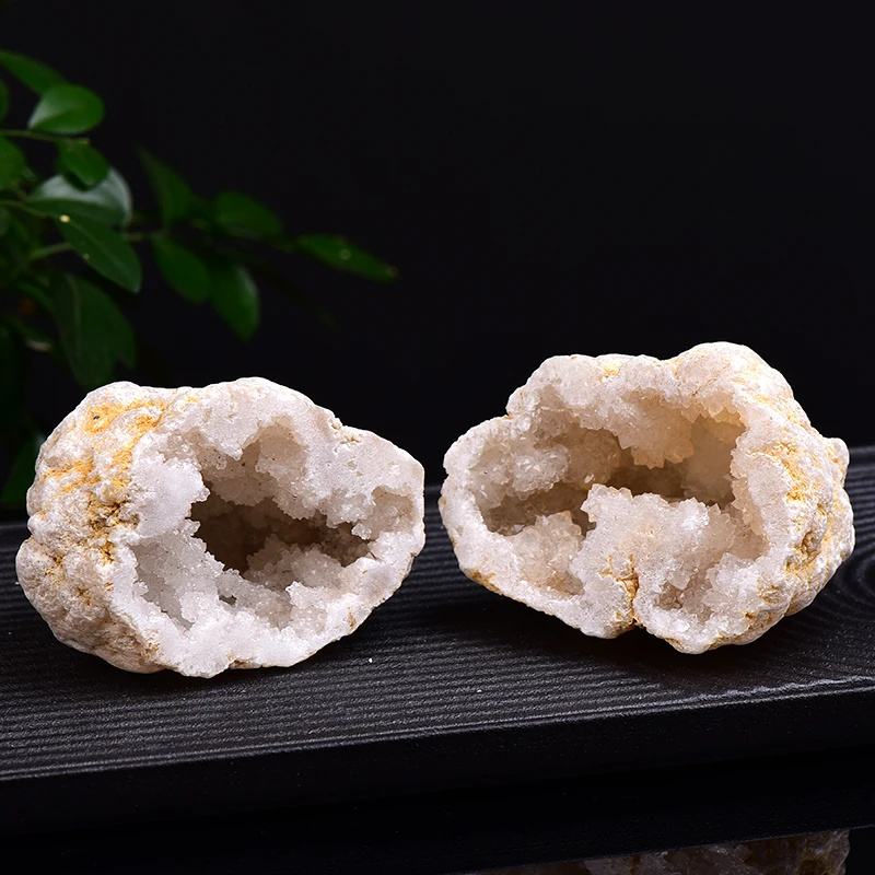 50-200g Natural Agate Cornucopia Crystal Cave Raw Bare Stone Home Decor Accessories Fortune Collection Feng Shui Decorative Sto