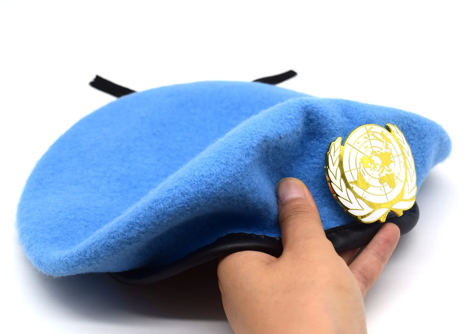 Siły pokojowe onz wełniana czapka kapelusz UN niebieski BERET z UN złotą plakietką