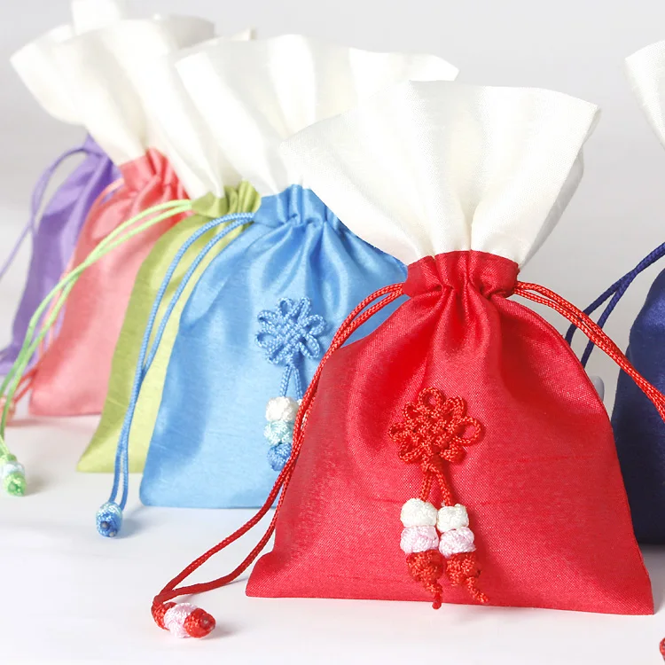 Chinese knot Jewelry Gift Pouches Latest Handmade Patchwork Drawstring Satin Fabric Trinket Tea Candy Packaging Bags