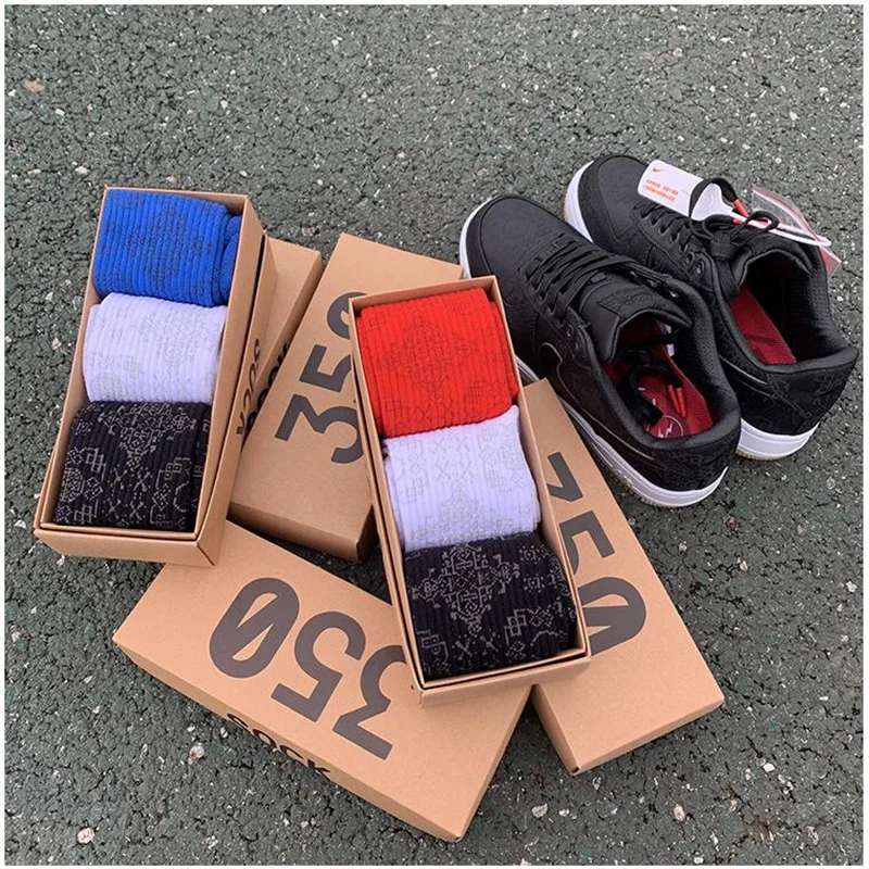 3 Pairs/Box Socks Men And Women Stocks Spring Tide Socks New Letters Stocks ‘silk cloth’ Cotton Socks Hip Hop Street Sports