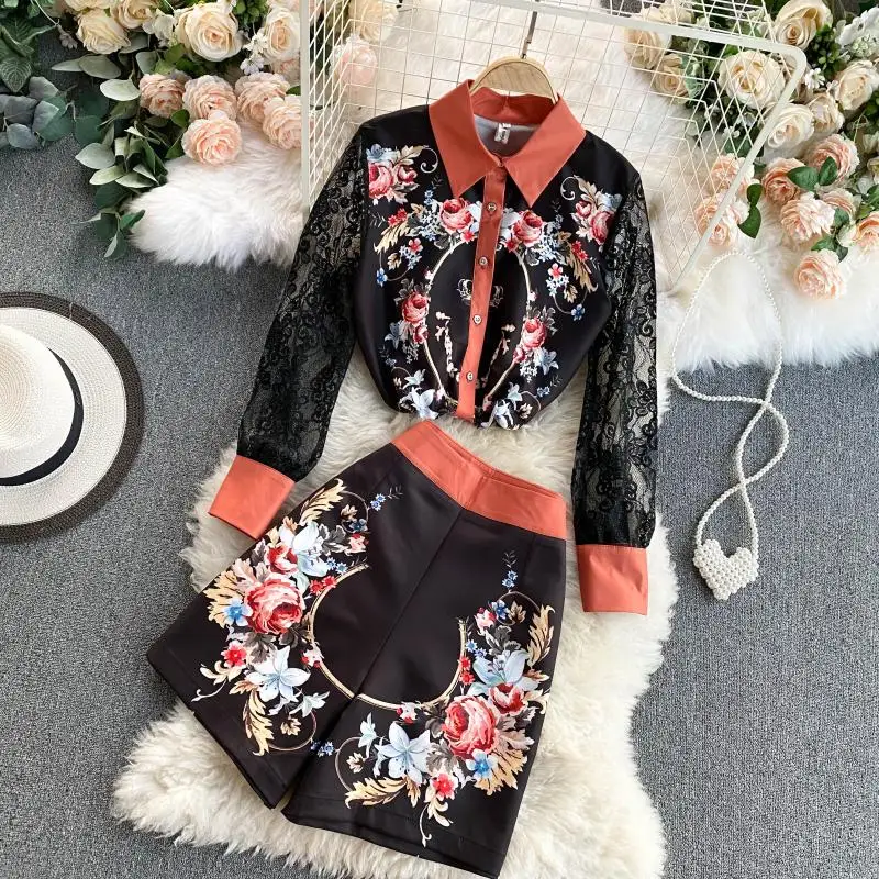 

2021 Runway Summer Flower Print Shorts Two Pieces Sets Women's Lace Patchwork Long Sleeve Shirt Tops + Short Suits