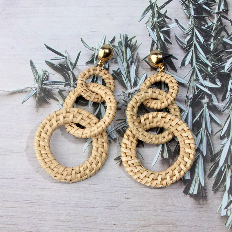 Flatfoosie Fashion Bohemian Round Rattan Straw Weave Long Dangle Earrings For Women Geometric Pendant Statement Earring Jewelry