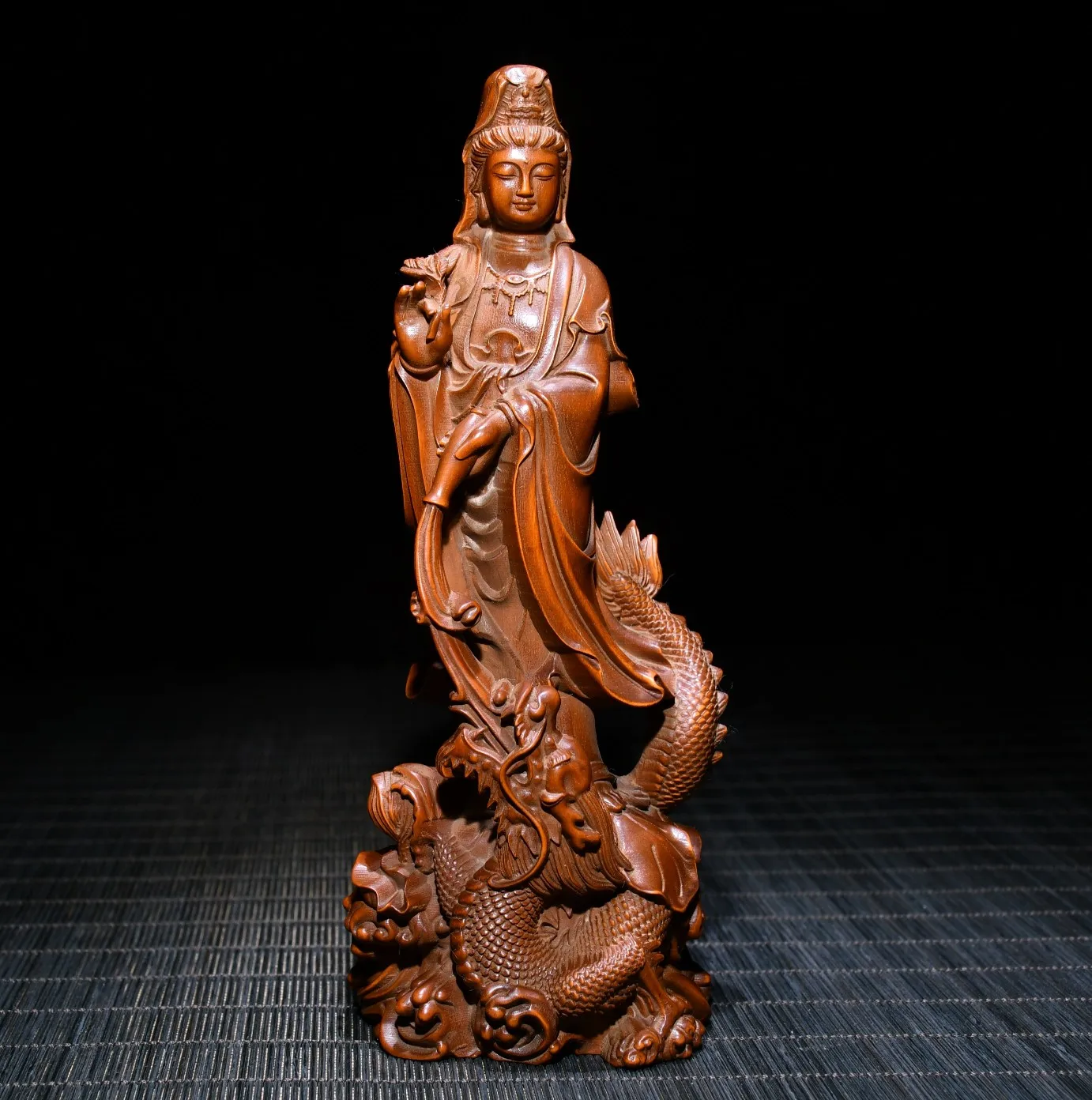 

7"Tibetan Temple Collection Old Boxwood Royal Dragon Guanyin Bodhisattva Standing Buddha Worship Hall Town house