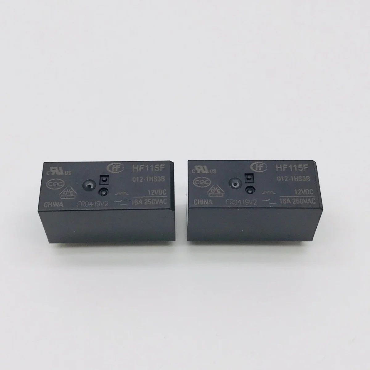 

HF115F-012-1HS3B 12VDC 16A 250VAC relays