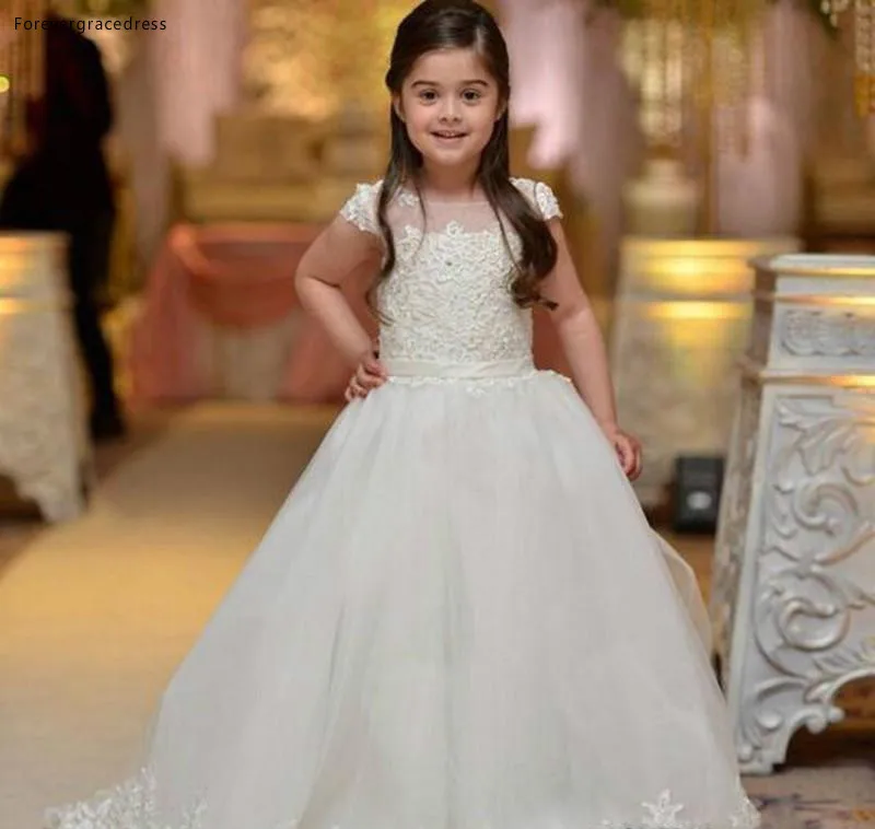 2019 Princess Cheap Lovely Cute Sheer Neck Long Lace Flower Girl Dresses Daughter Toddler Pretty Kids Pageant First Holy Gowns