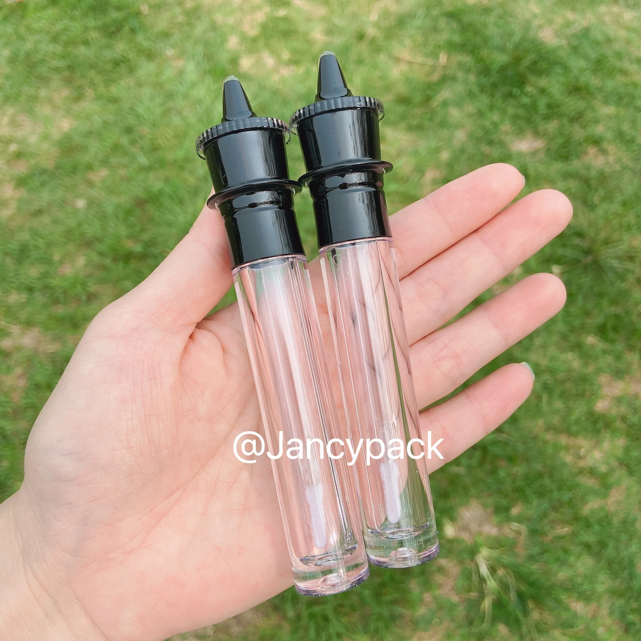 5ml Pink,Black,White Lids Cosmetic Lipgloss Containers Lips Balm Bottle Container Refillable Empty Bottles Makeup Organizer Tool