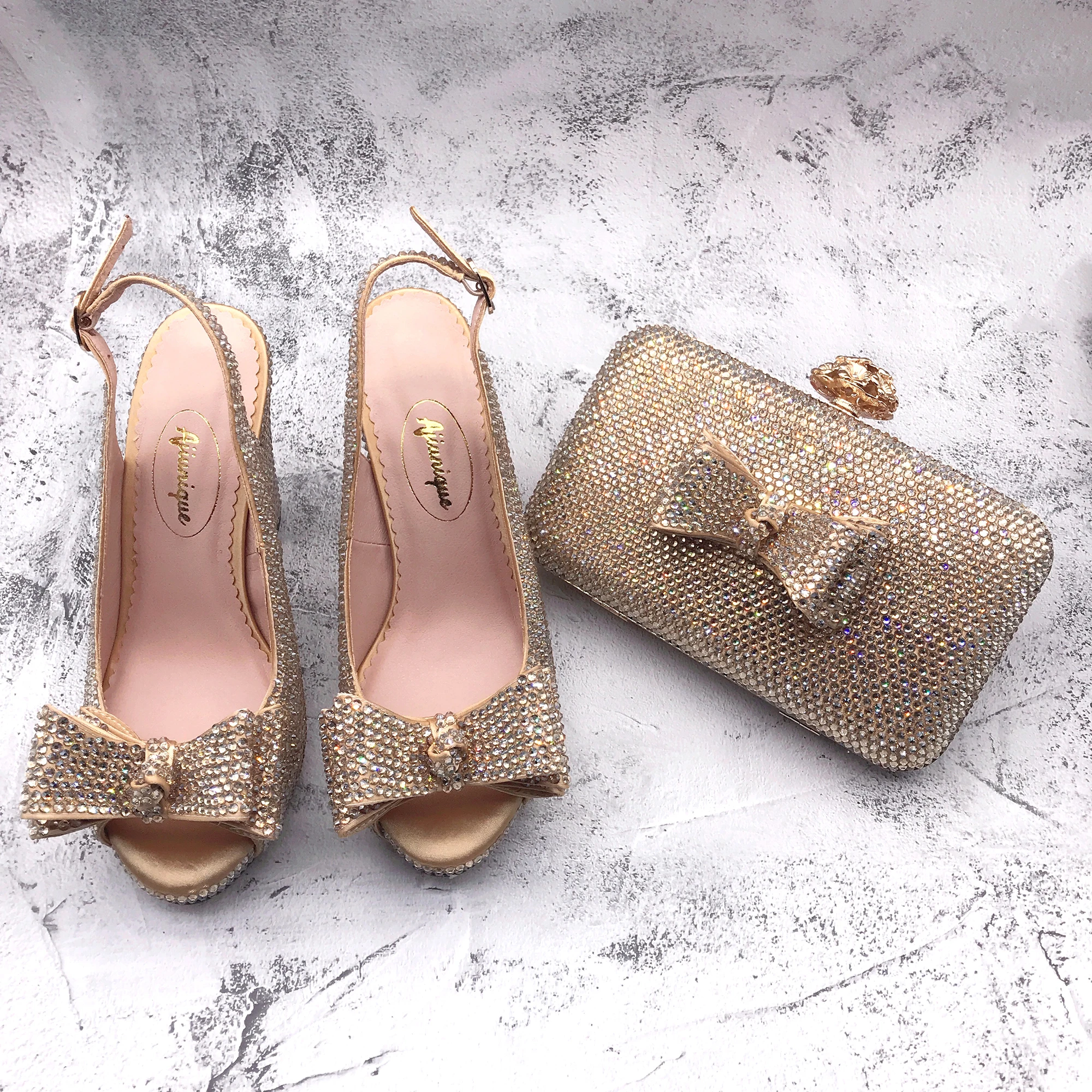 

BS1388 Custom Made Heel Height Women Shoes Dress Pumps Bridal Wedding Shoes Champagne Gold Crystal Shoes With Matching Bag