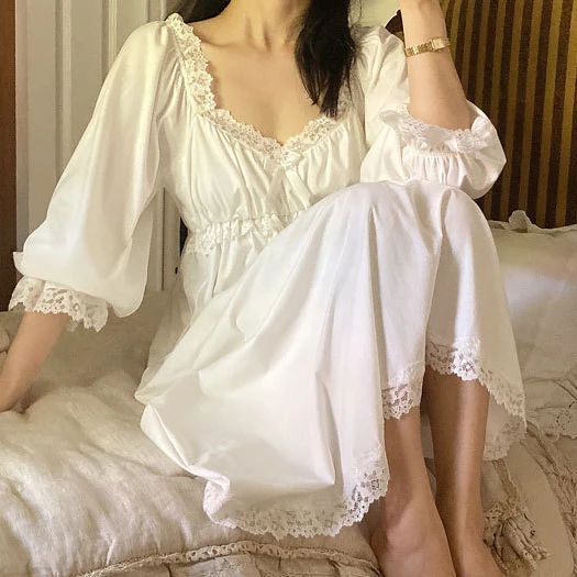 Victorian Cotton Night Dress Women Autumn White Long Peignoir Vintage Romantic Nightgowns Padded Sexy Nightie Princess Sleepwear