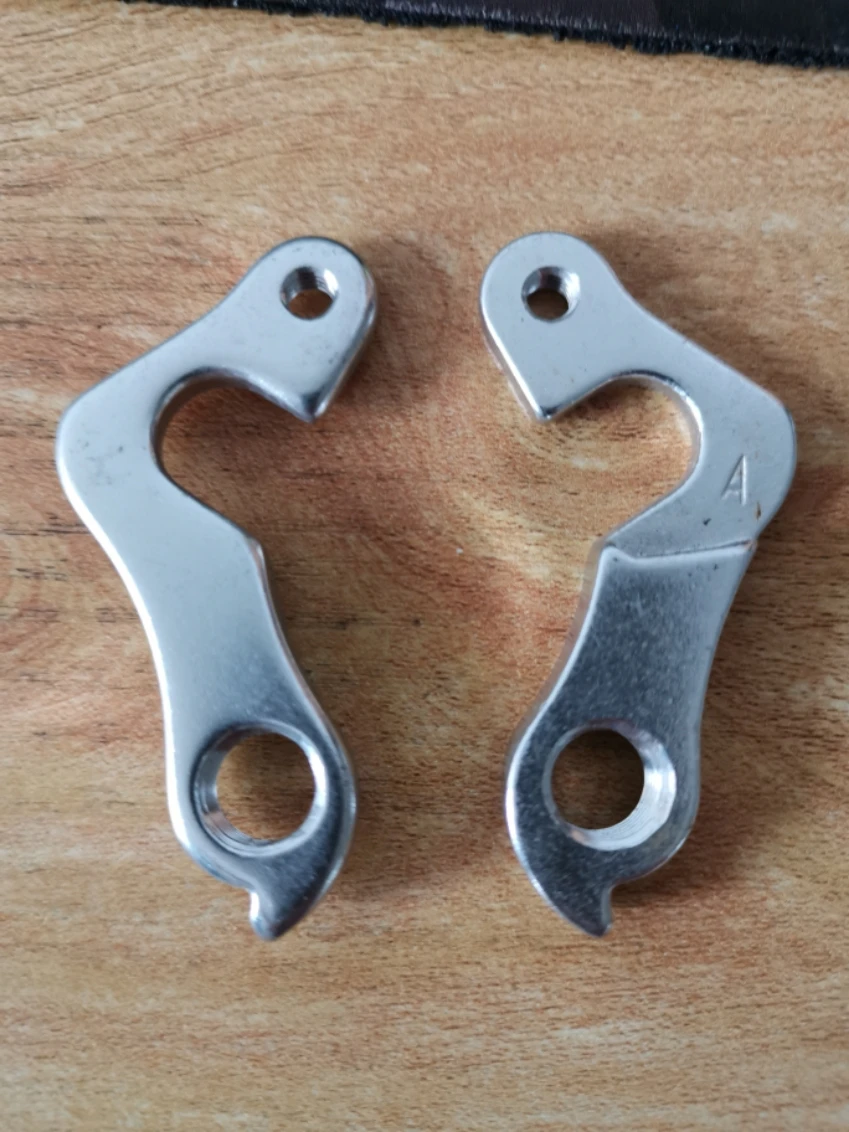 2pcs Bike Rear Derailleur Hanger Dropouts for Hercules VDV Conway Medano BBF Bike WINORA Wheeler