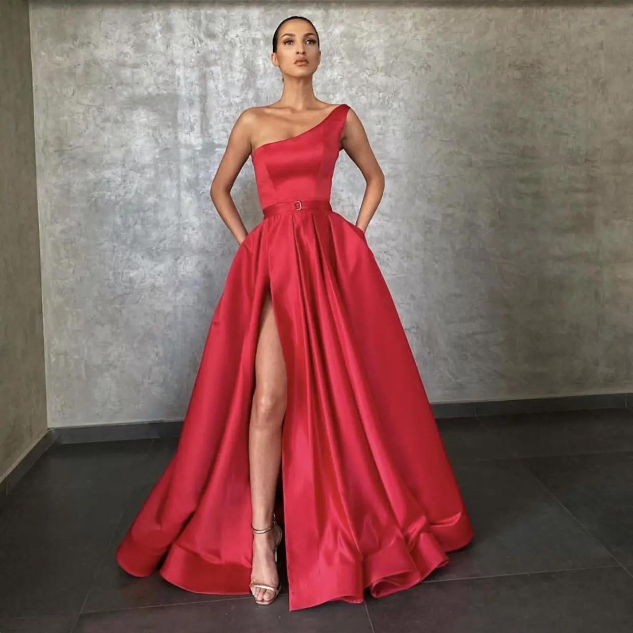 Robe De soirée rouge à fente haute, tenue De soirée De standing, avec ceinture, dubaï, moyen-orient, 2022