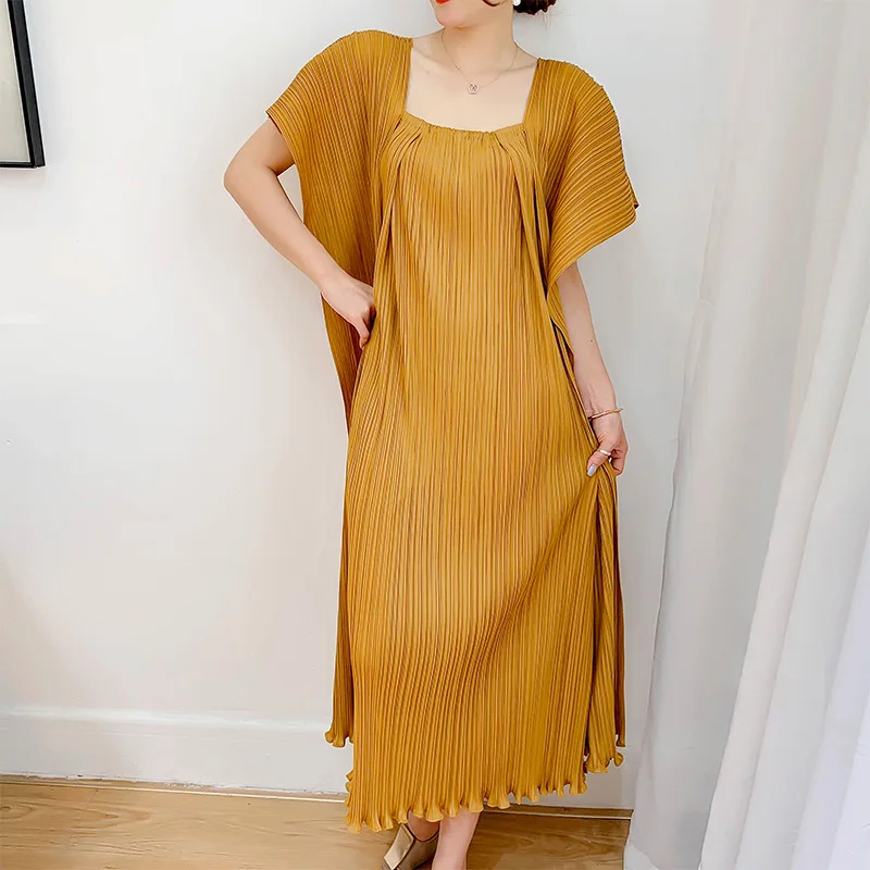 Spring Of 2024, New Miyake Pleated Dress Has A Long Temperament, Which Is Casual Slim Elastic And Loose A Fake Two-Piece Suit