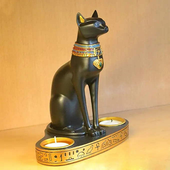 Statue de la déesse Bastet Une figure emblématique du chat antique égyptien