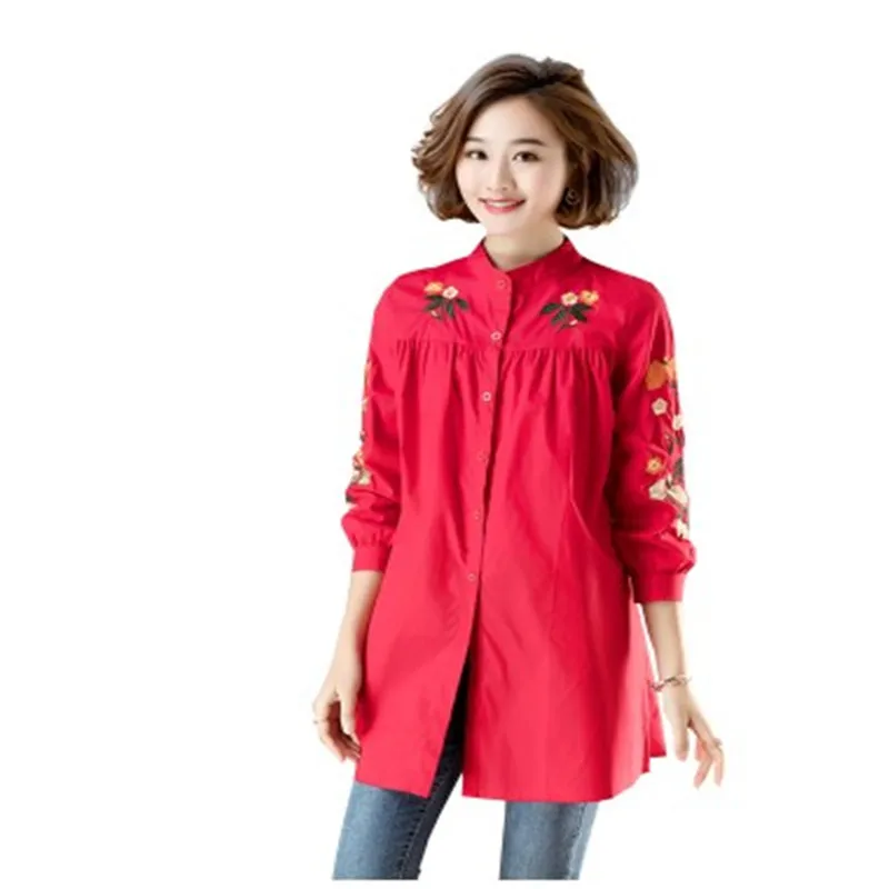 

In the autumn new artistic women's dress, the long coat embroidery jacket large embroidered long sleeve shirt woman